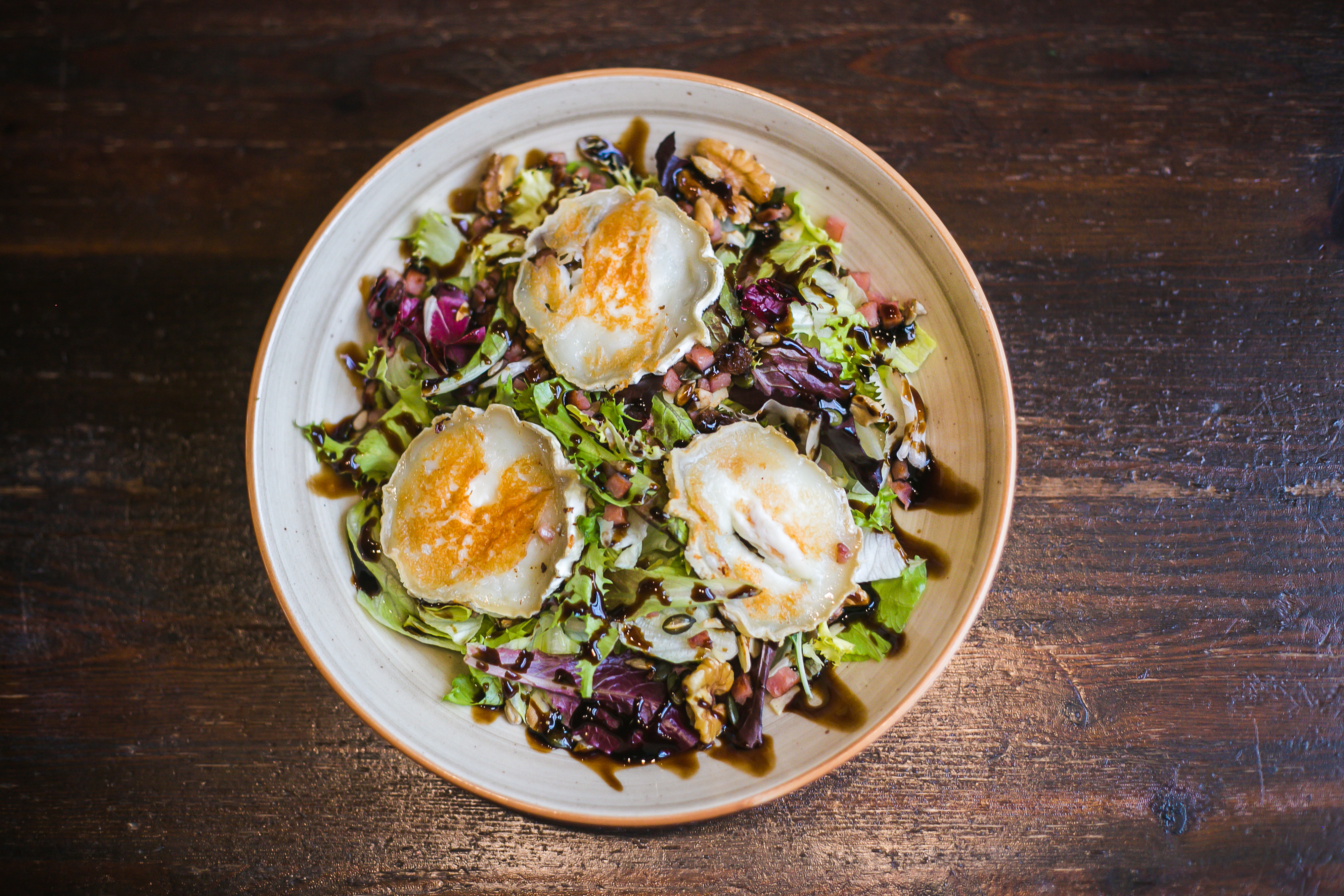 ENSALADA DE QUESO DE CABRA